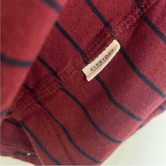 ZARA KIDS BIG BOYS SIZE 11-12 HENLEY EVERYDAY LONG SLEEVE RED STRIPES - Picture 3 of 5